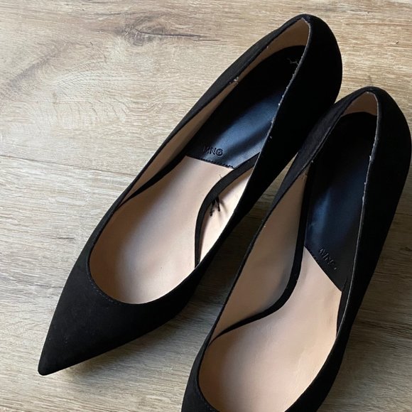 Mango Black Suede Kitten Heel 10 NIB - Picture 5 of 8